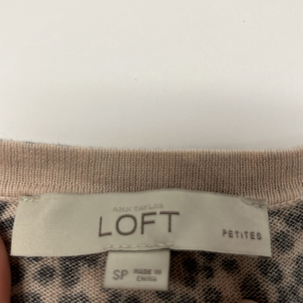 Loft Leopard Print sweater Cardigan - Picture 2 of 5